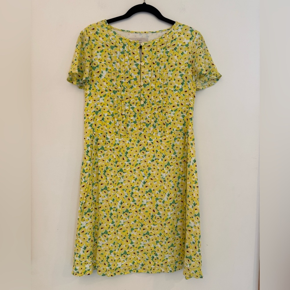 LOFT XS Sunny ditsy Floral sundress fully lined Dress daisy flowers tie waist